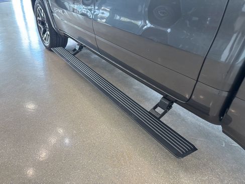 New 2026 RAM 1500 Laramie w/ Laramie Southwest Edition AWD/4WD image 9