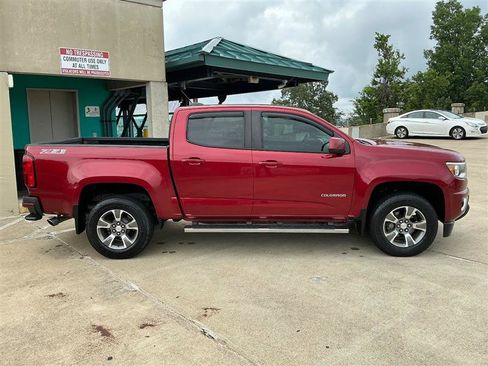 Used 2017 Chevrolet Colorado Z71 RWD image 8