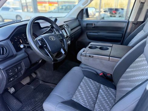 Used 2019 Toyota Tundra SR image 10