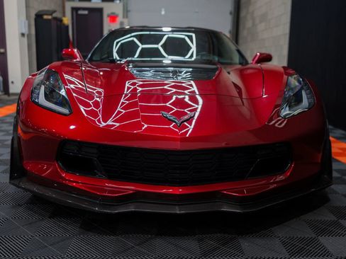 Used 2015 Chevrolet Corvette Z06 w/ 3LZ Preferred Equipment Group RWD image 11