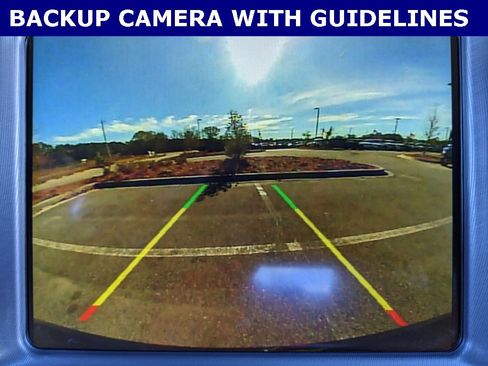 Used 2023 Dodge Charger SXT image 2