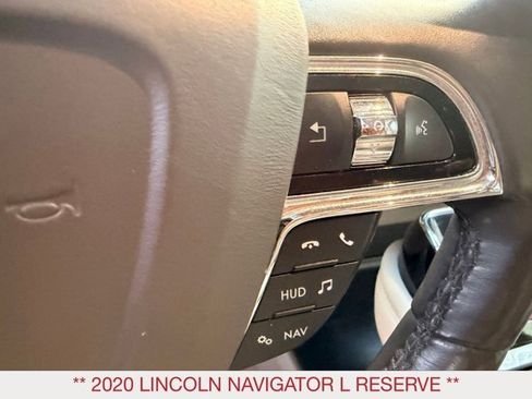 Used 2020 Lincoln Navigator L Reserve w/ Luxury Package image 28