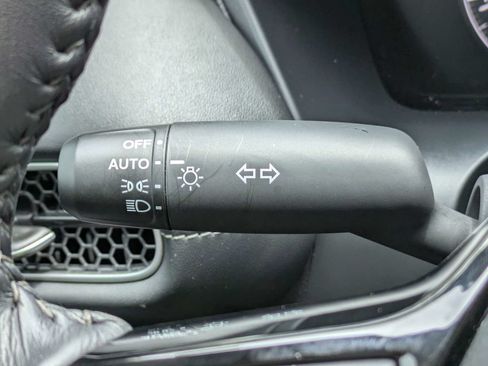 Used 2026 Honda HR-V EX-L image 35