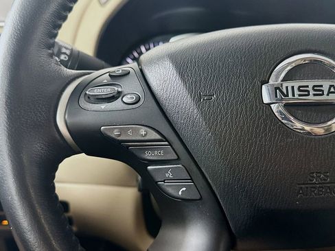 Used 2020 Nissan Pathfinder Platinum image 25