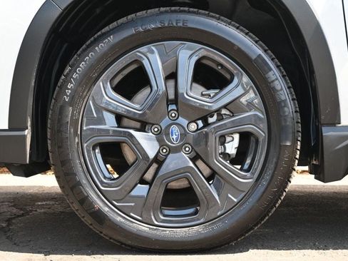 Used 2025 Subaru Ascent Onyx Edition AWD/4WD image 9