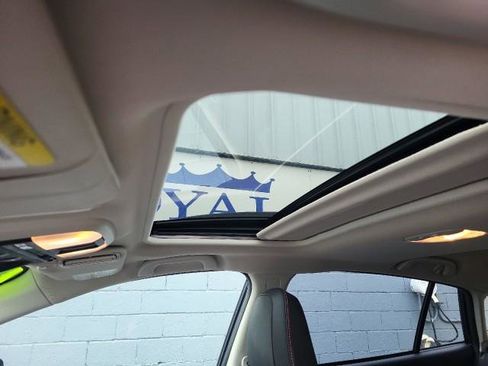 Used 2023 Subaru Crosstrek 2.5i Limited image 10