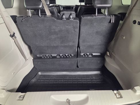 Certified 2018 Chrysler Pacifica Limited w/ Advanced Safetytec Group image 28