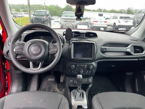 Used 2022 Jeep Renegade Sport w/ Sport Appearance Group AWD/4WD image 10