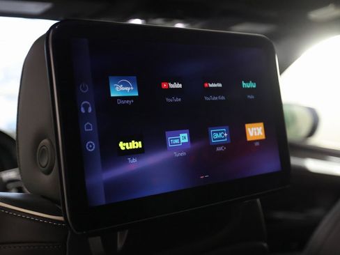 Used 2026 Cadillac Escalade V w/ LPO, Onyx Lite Package image 17