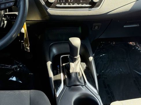 Certified 2023 Toyota Corolla LE FWD image 17