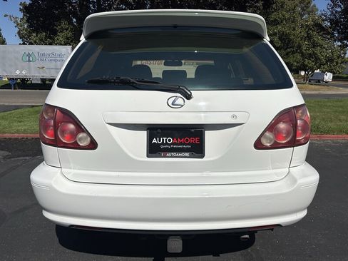 Used 2000 Lexus RX 300 4WD w/ Premium Pkg image 9