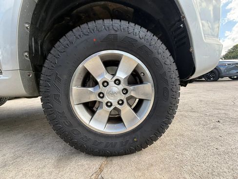 Used 2011 Toyota 4Runner SR5 AWD/4WD image 25