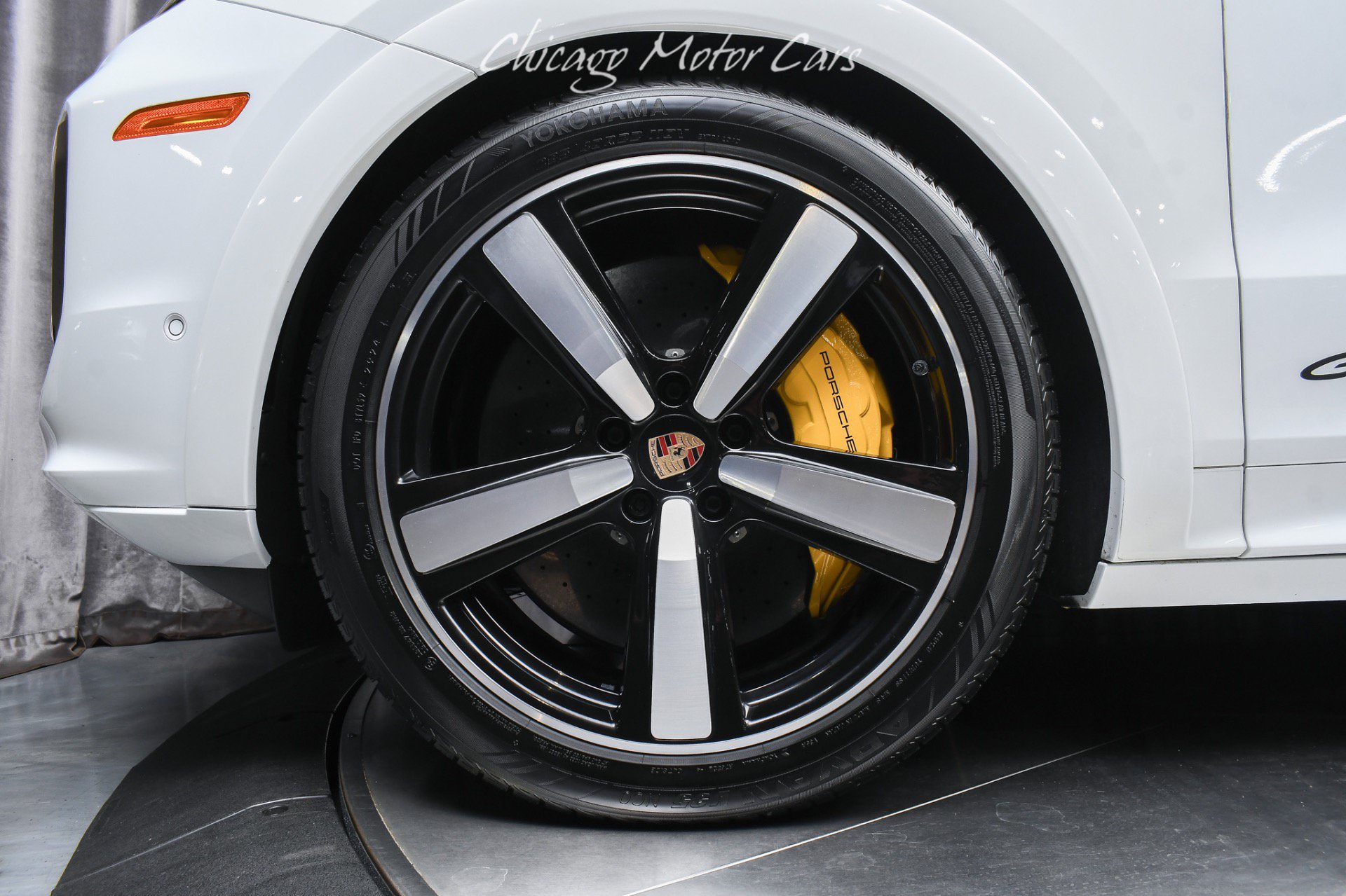 Used 2025 Porsche Cayenne GTS AWD/4WD image 28