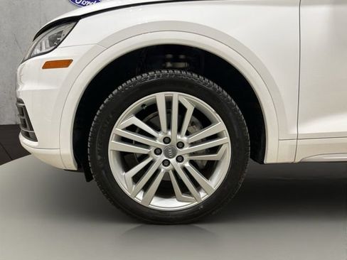 Used 2020 Audi Q5 2.0T Premium Plus AWD/4WD image 25