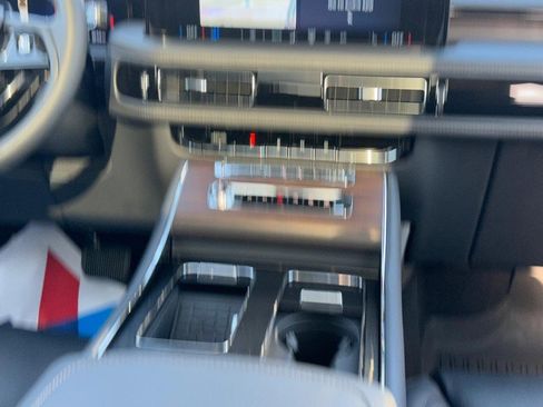 New 2025 Lincoln Aviator Reserve w/ Equipment Group 201A image 17