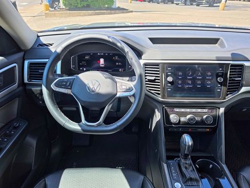Certified 2022 Volkswagen Atlas SE AWD/4WD image 18