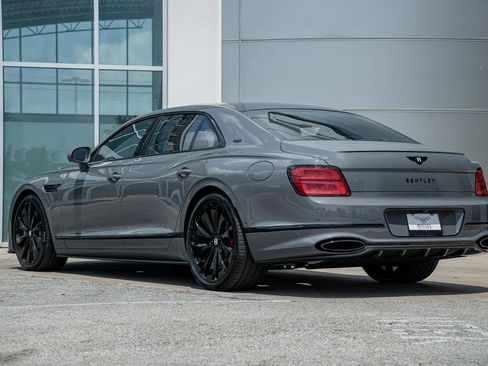 New 2025 Bentley Flying Spur Plug-In Hybrid image 11