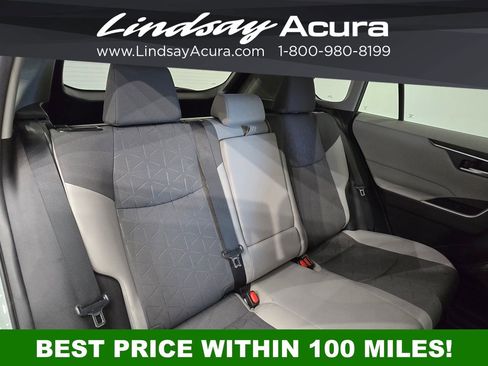 Used 2023 Toyota RAV4 XLE AWD/4WD image 9