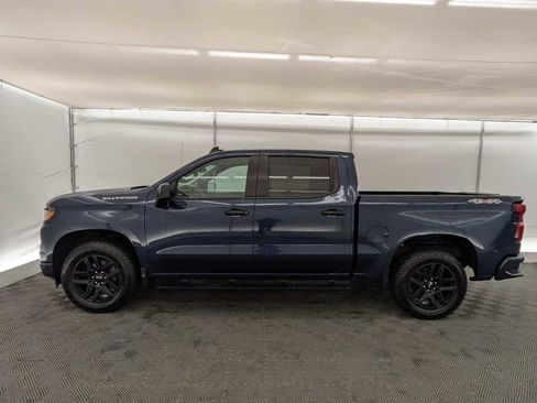 Used 2022 Chevrolet Silverado 1500 Custom image 3
