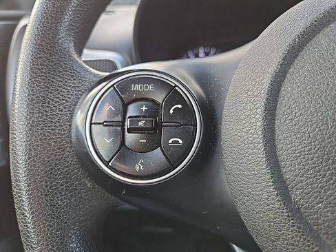 Used 2021 Kia Soul LX FWD image 12