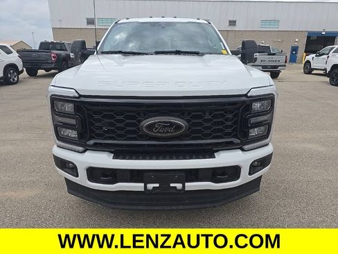 Used 2025 Ford F250 XLT w/ Black Appearance Package AWD/4WD image 2