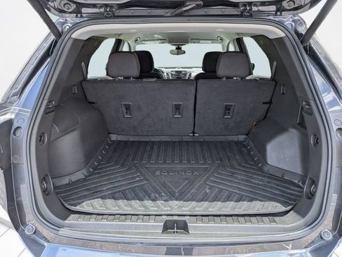 Used 2022 Chevrolet Equinox LT FWD image 12