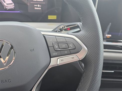 New 2026 Volkswagen Tiguan SE R-Line image 10