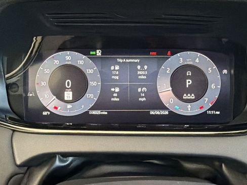 Used 2026 Land Rover Range Rover Evoque Dynamic SE AWD/4WD image 19