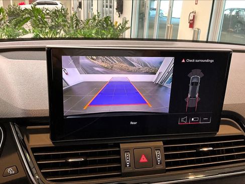 Certified 2023 Audi Q5 2.0T Premium w/ Convenience Package image 29