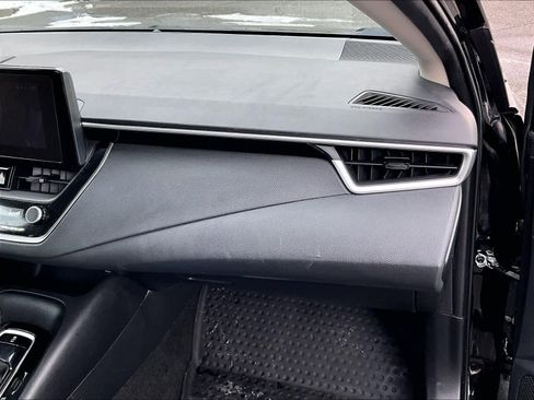 Used 2024 Toyota Corolla LE image 13