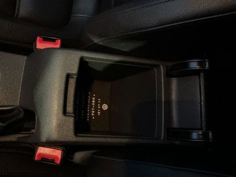 Used 2018 Volkswagen Jetta Sport image 27