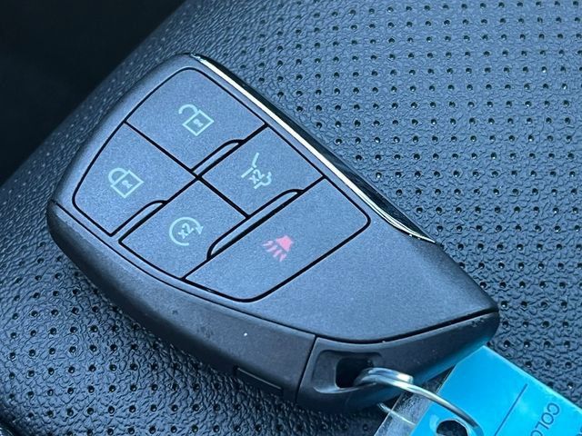 Used 2026 Chevrolet Traverse LT AWD/4WD image 30