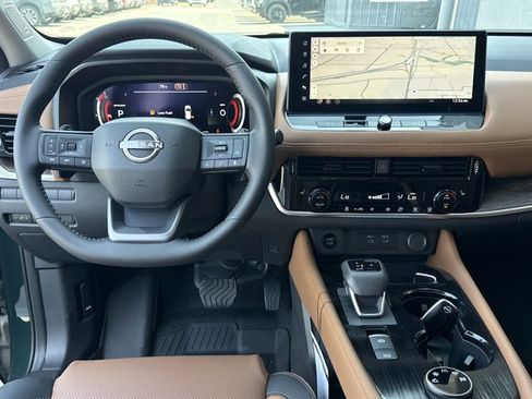 New 2026 Nissan Rogue Platinum AWD/4WD image 7