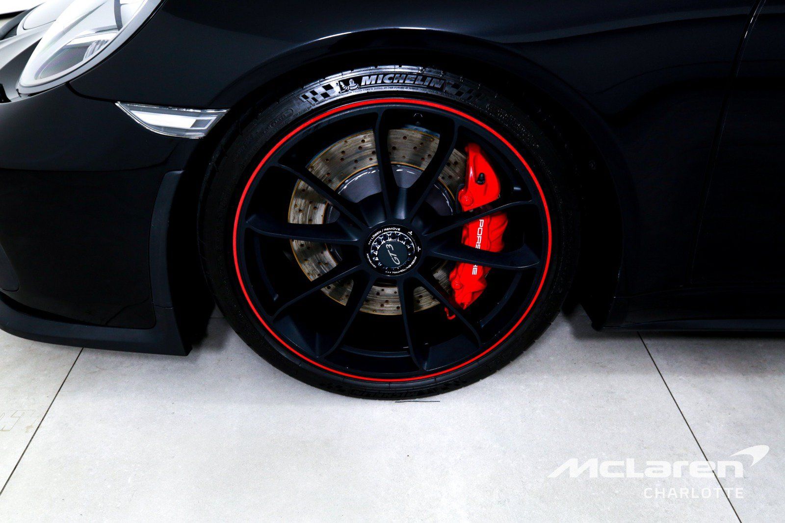 Used 2018 Porsche 911 GT3 RWD image 27