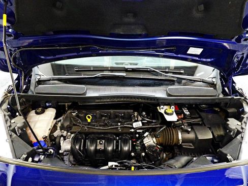 Used 2018 Ford Transit Connect XLT FWD image 4