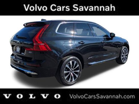 Certified 2023 Volvo XC60 B5 Plus image 5