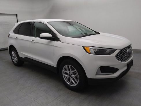 Used 2023 Ford Edge SEL image 11