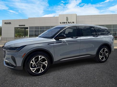 New 2026 Lincoln Nautilus Premier w/ Equipment Group 102A AWD/4WD image 7