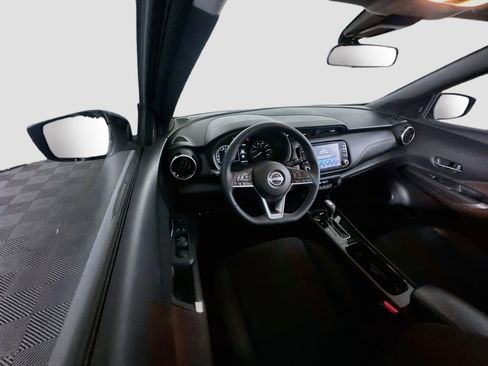 Used 2023 Nissan Kicks SR FWD image 17