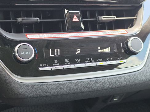 Certified 2024 Toyota Corolla LE FWD image 21