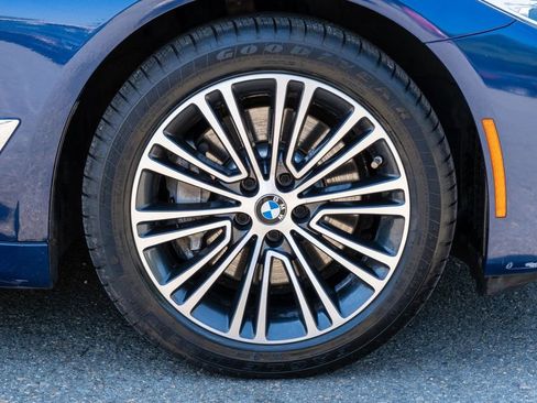 Used 2019 BMW 530i xDrive w/ Convenience Package AWD/4WD image 34