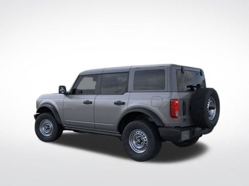 New 2025 Ford Bronco 4-Door image 4