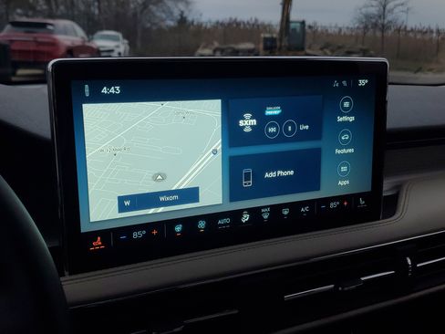 New 2026 Lincoln Corsair Premiere image 20