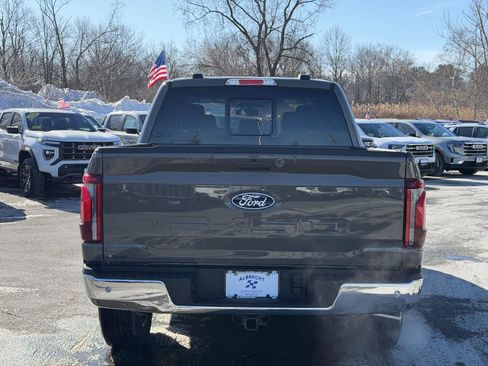 Used 2025 Ford F150 Lariat w/ Equipment Group 501A Mid image 6