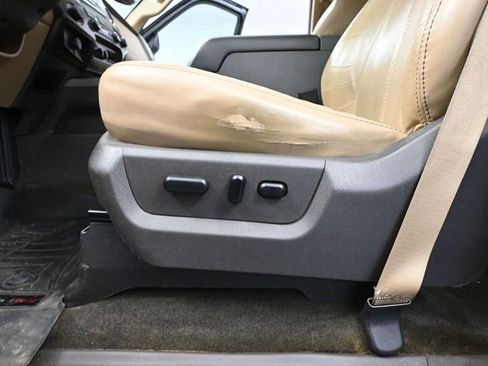 Used 2011 Ford F250 Lariat w/ Lariat Interior Pkg image 20