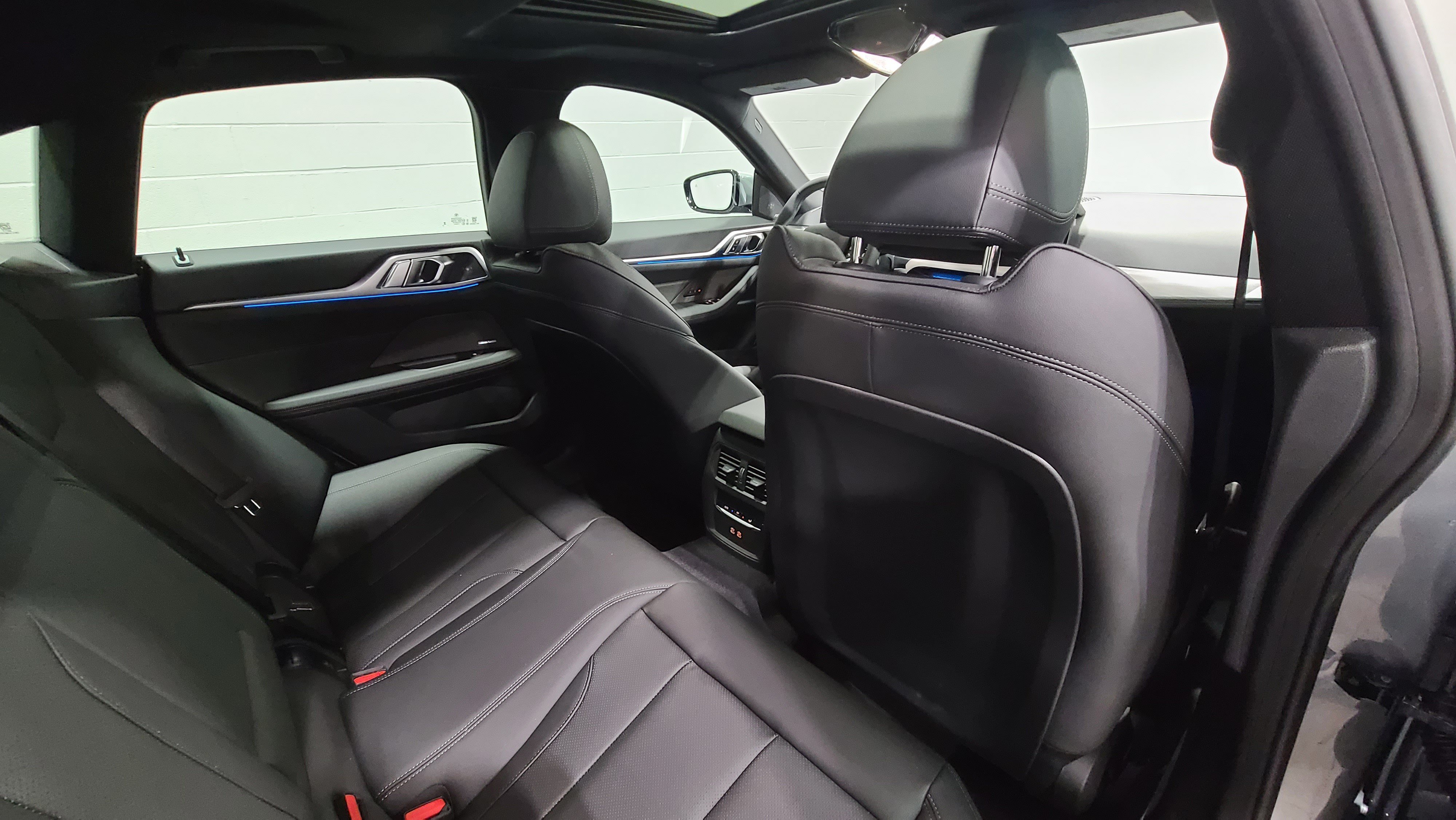 New 2026 BMW i4 xDrive40i w/ Premium Package AWD/4WD image 28