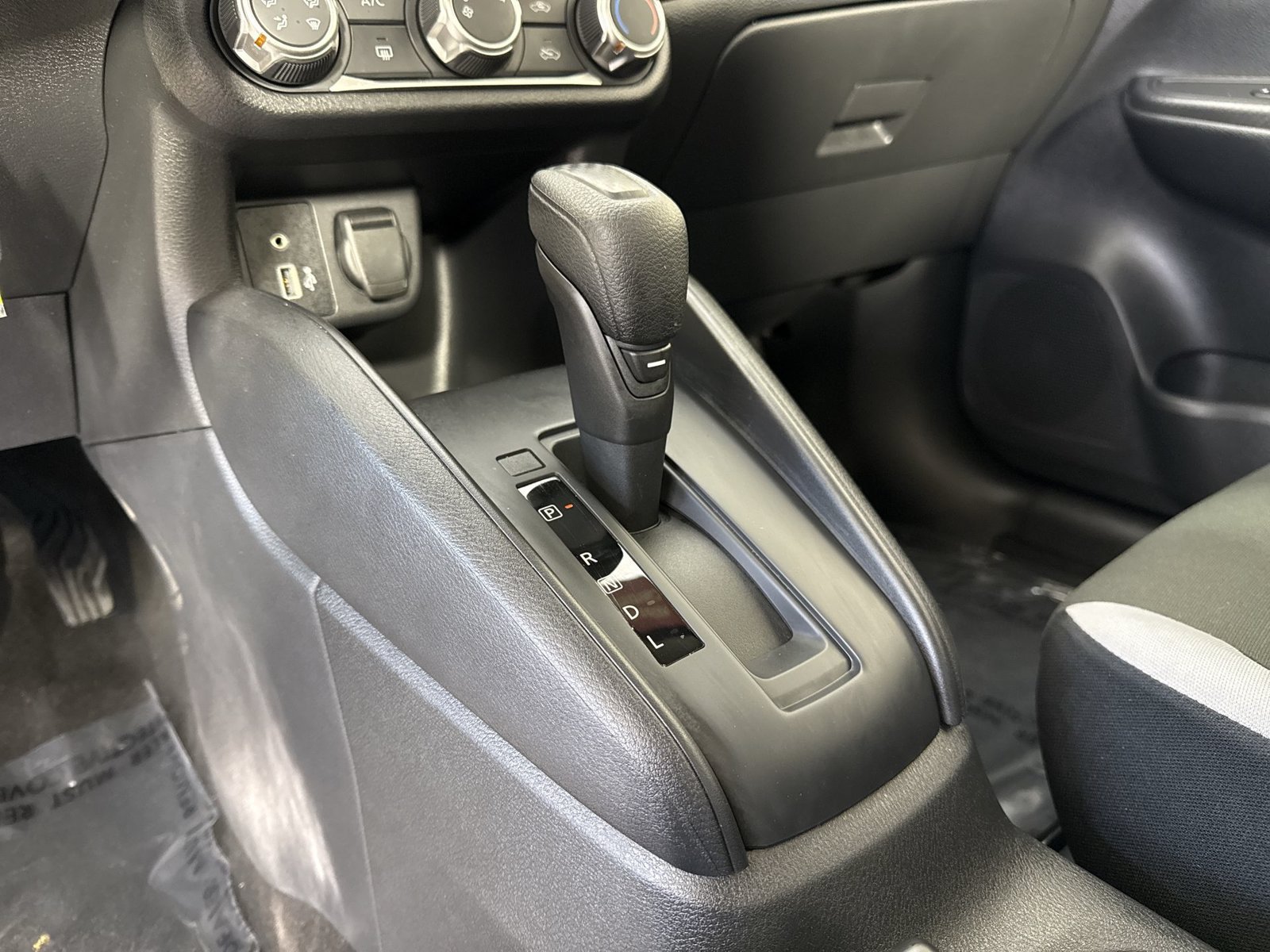 Certified 2025 Nissan Versa S FWD image 18