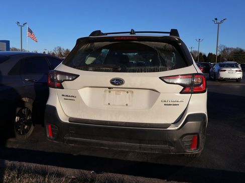 Used 2021 Subaru Outback image 16