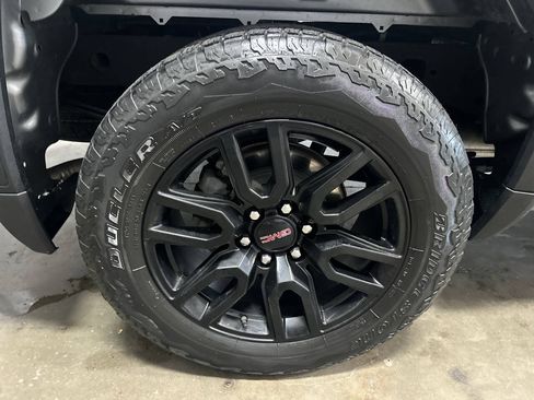 Used 2024 GMC Sierra 1500 Elevation AWD/4WD image 7