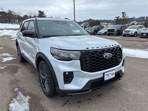 New 2026 Ford Explorer ST image 6